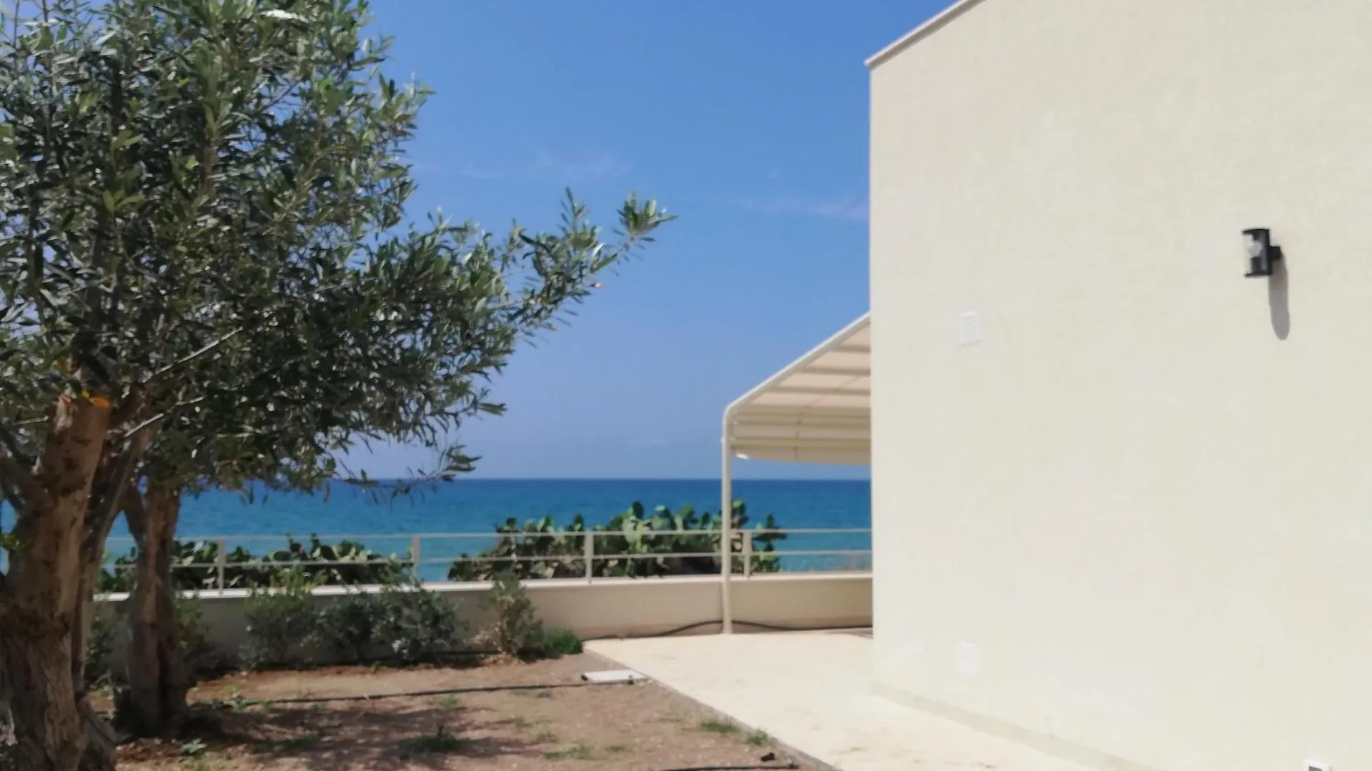 Holiday home Casetta Frontemare Donnalucata